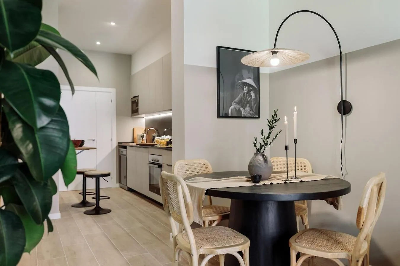 Estiu - 2 Bedrooms And Balcony In Sant Antoni Barcelona Lägenhet